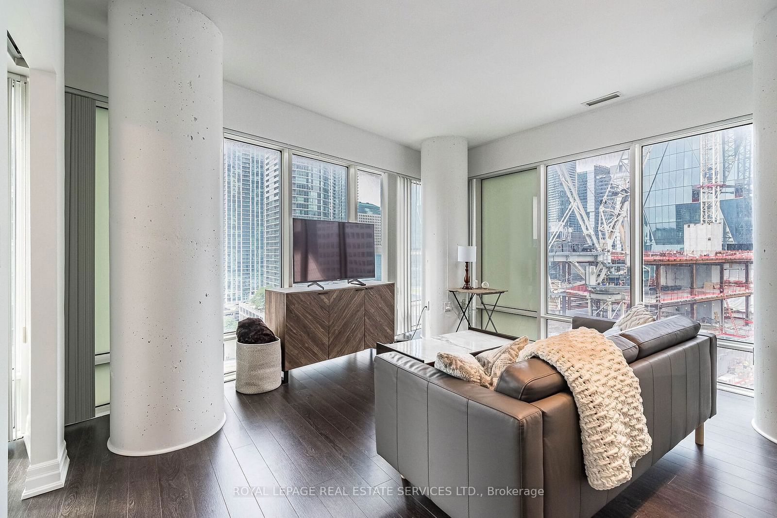 8 the Esplanade, unit 1302 for sale - image #13