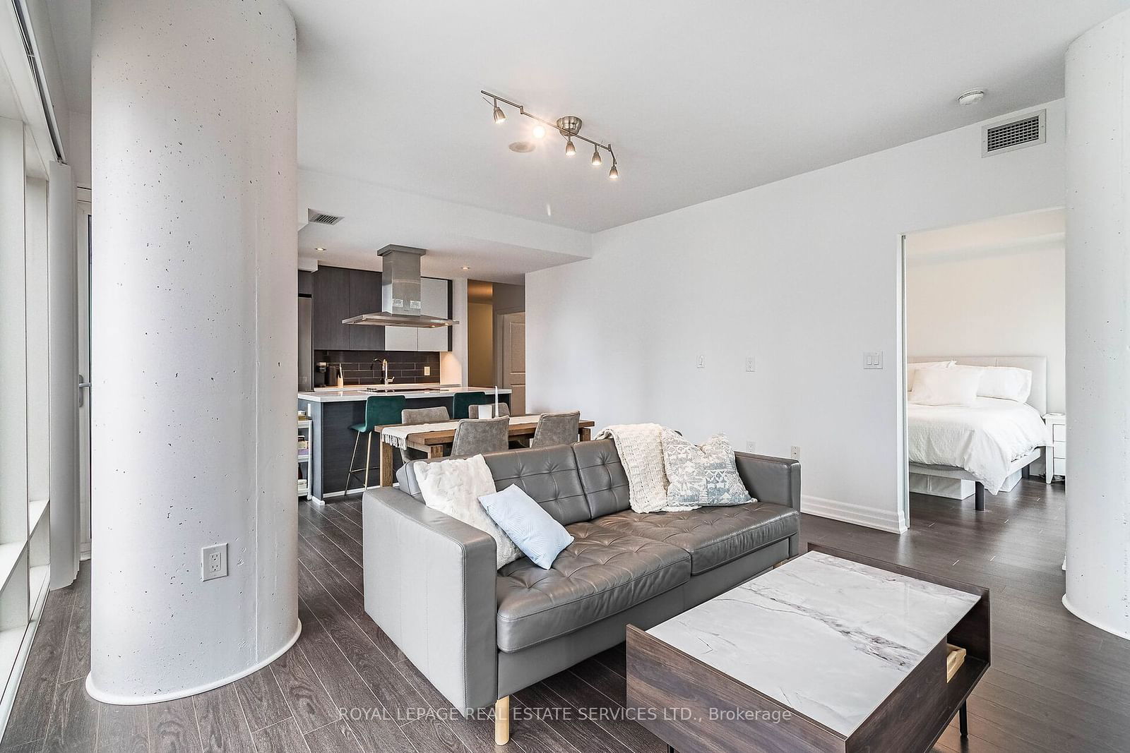 8 the Esplanade, unit 1302 for sale - image #15