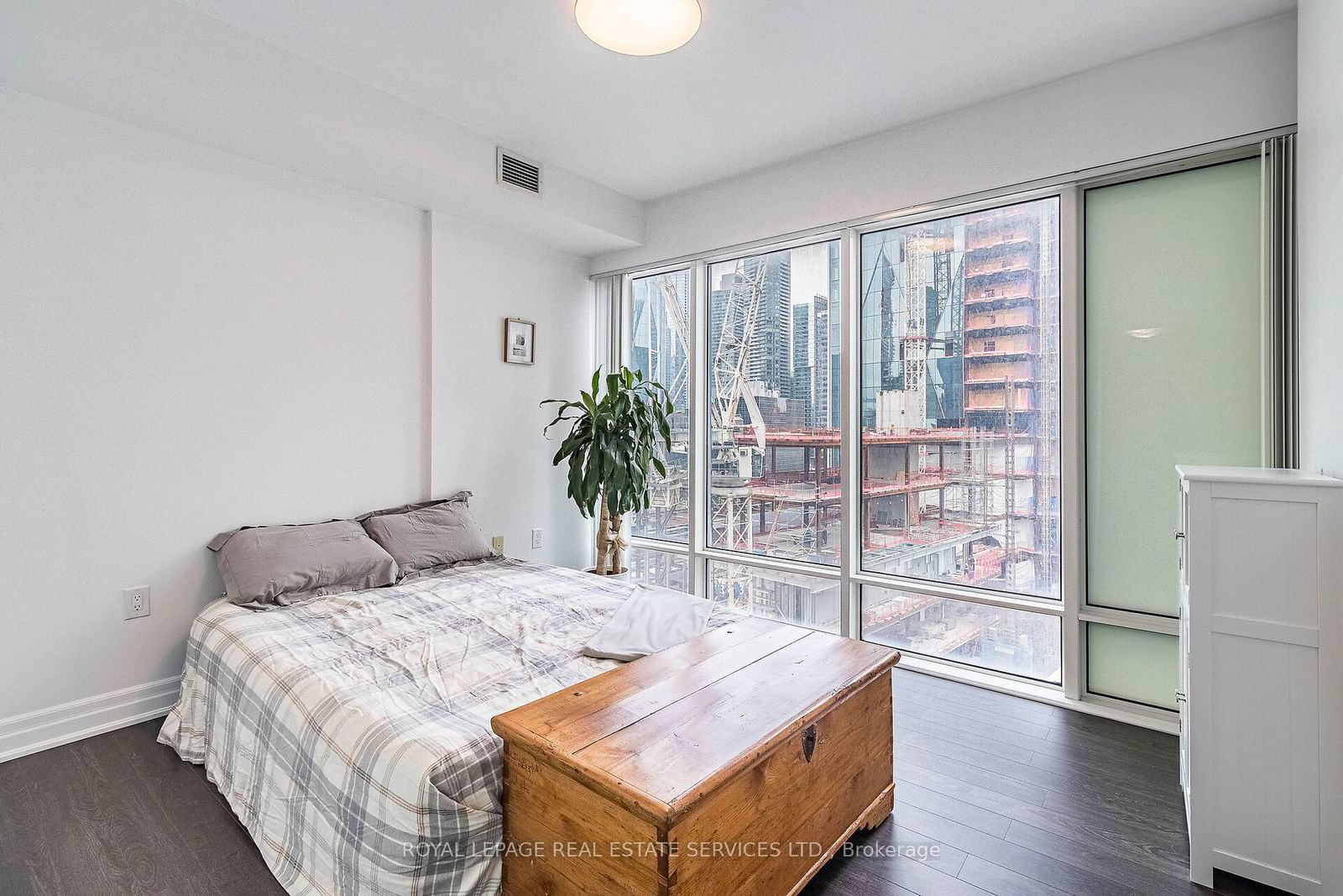 8 the Esplanade, unit 1302 for sale - image #27