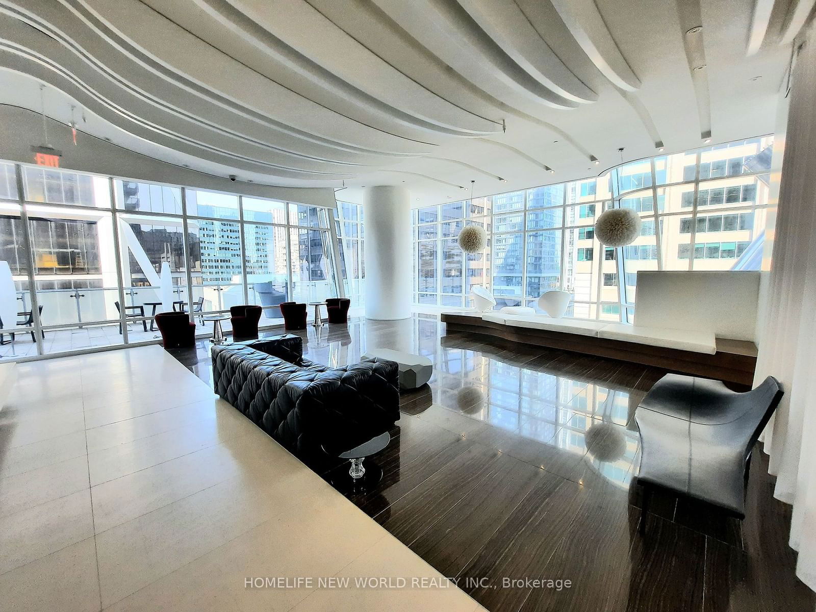 1 Bloor St E, unit 6902 for sale - image #31