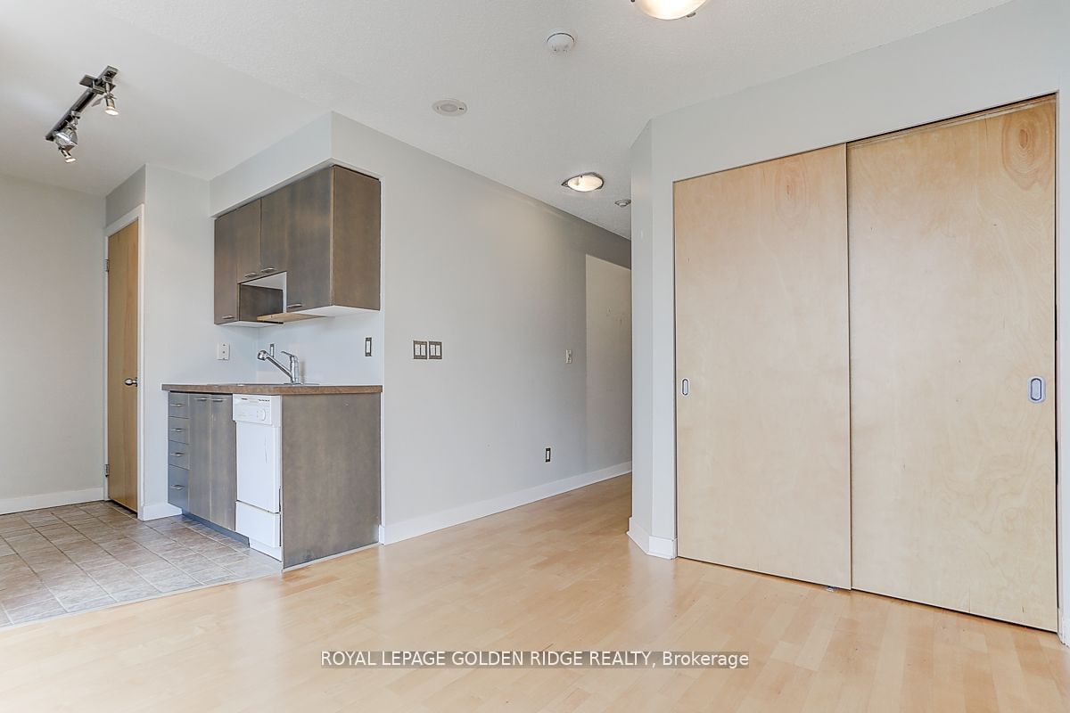 255 Richmond St E, unit PH11 for sale