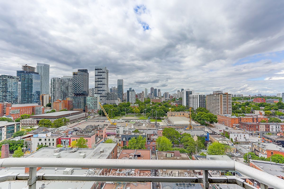 255 Richmond St E, unit PH11 for sale