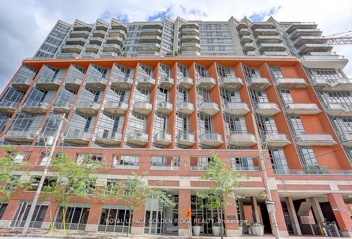 255 Richmond St E, unit PH11 for sale