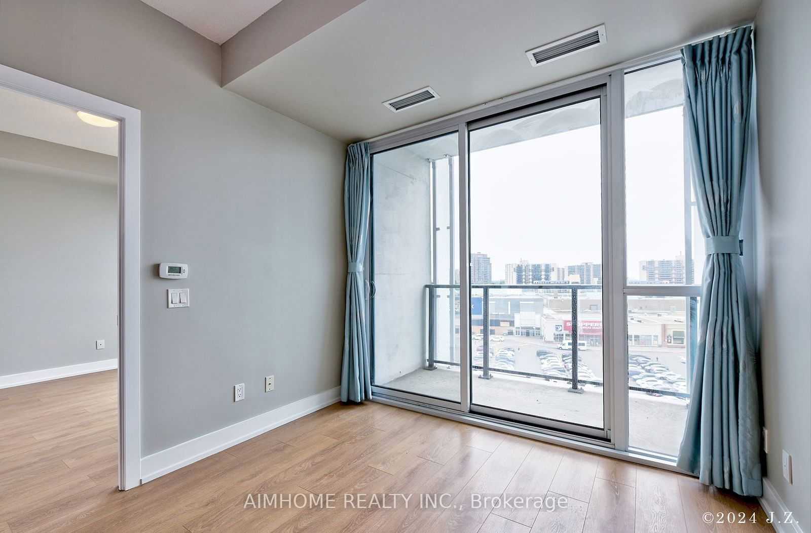 128 Fairview Mall Dr, unit 812 for sale - image #12