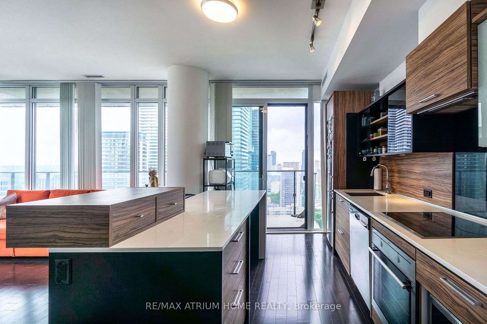 75 St Nicholas St, unit 2708 for sale - image #10