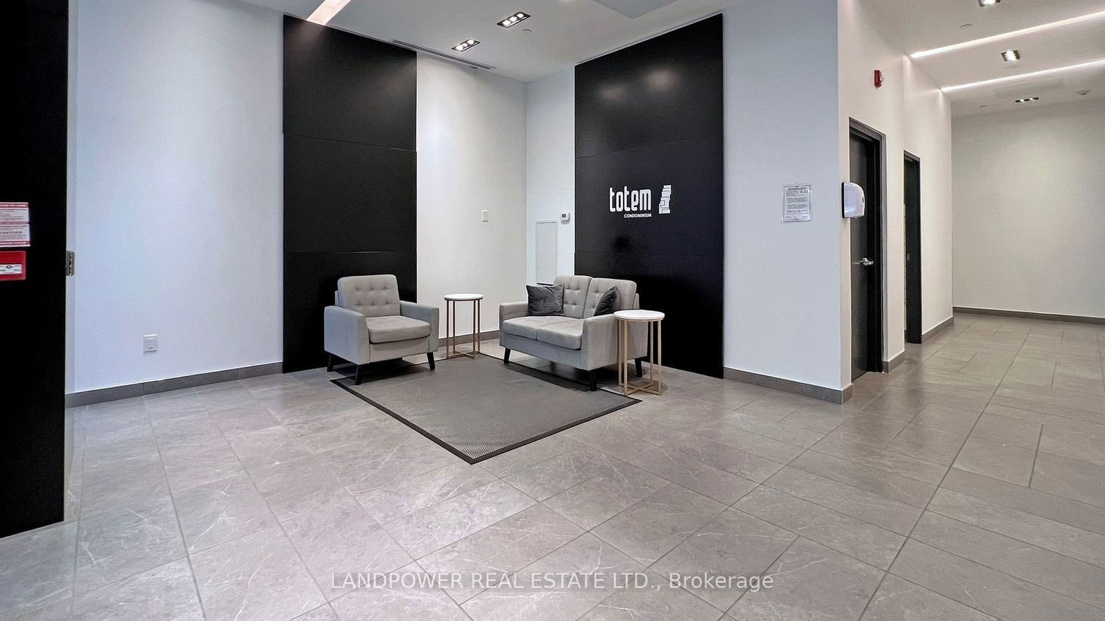 17 Dundonald St, unit 1501 for sale - image #3