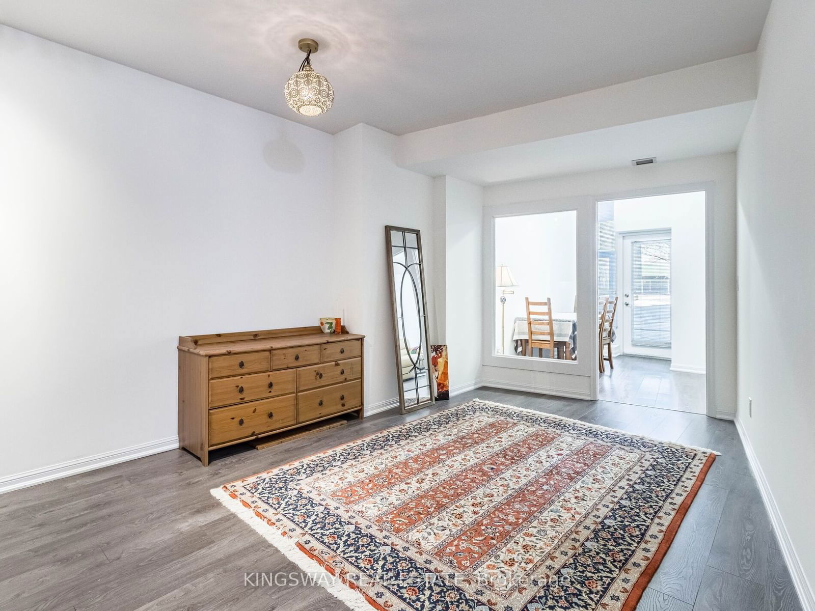 35 Bastion St, unit 119 for rent - image #3