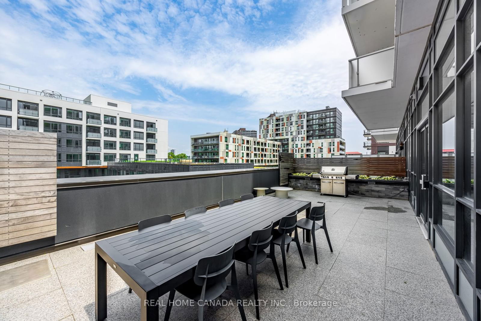 225 Sumach St, unit 2105 for sale - image #29