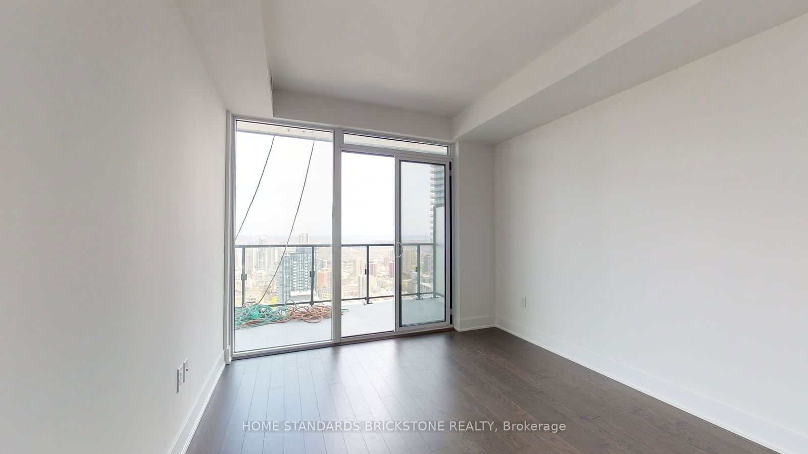 955 Bay St, unit Uph07 for rent - image #19