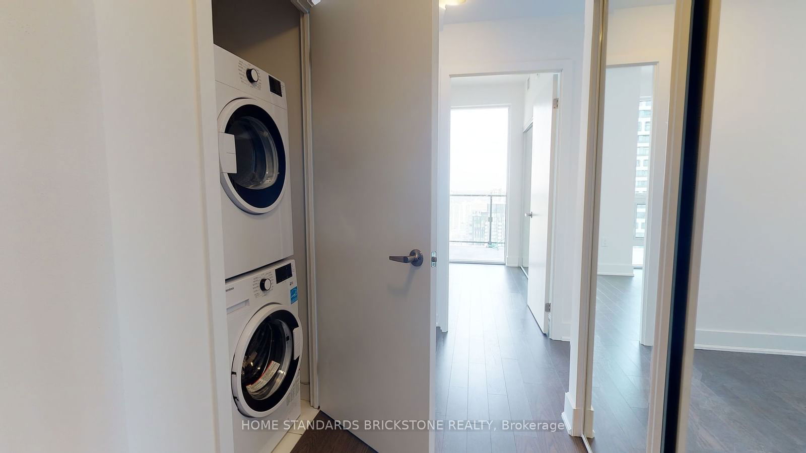 955 Bay St, unit Uph07 for rent - image #28