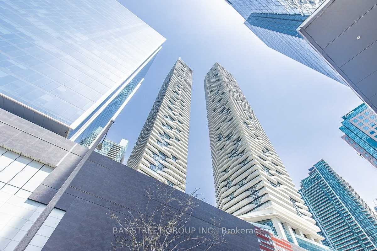 100 Harbour St, unit 4310 for sale - image #1