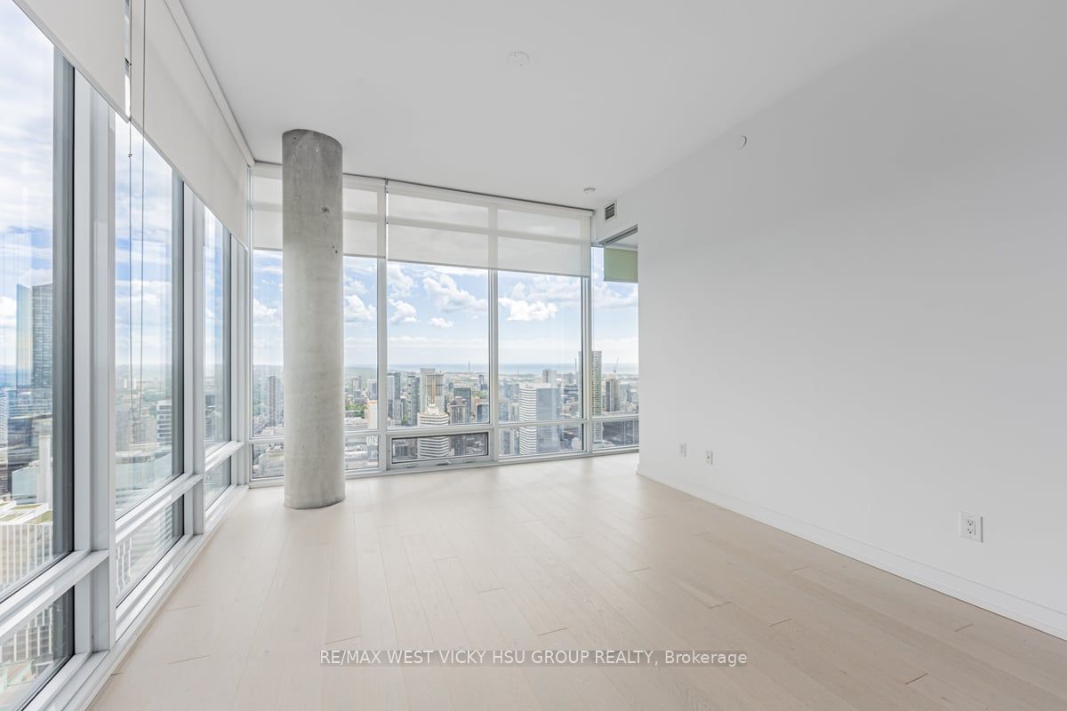 488 University Ave, unit 5202 for sale - image #13