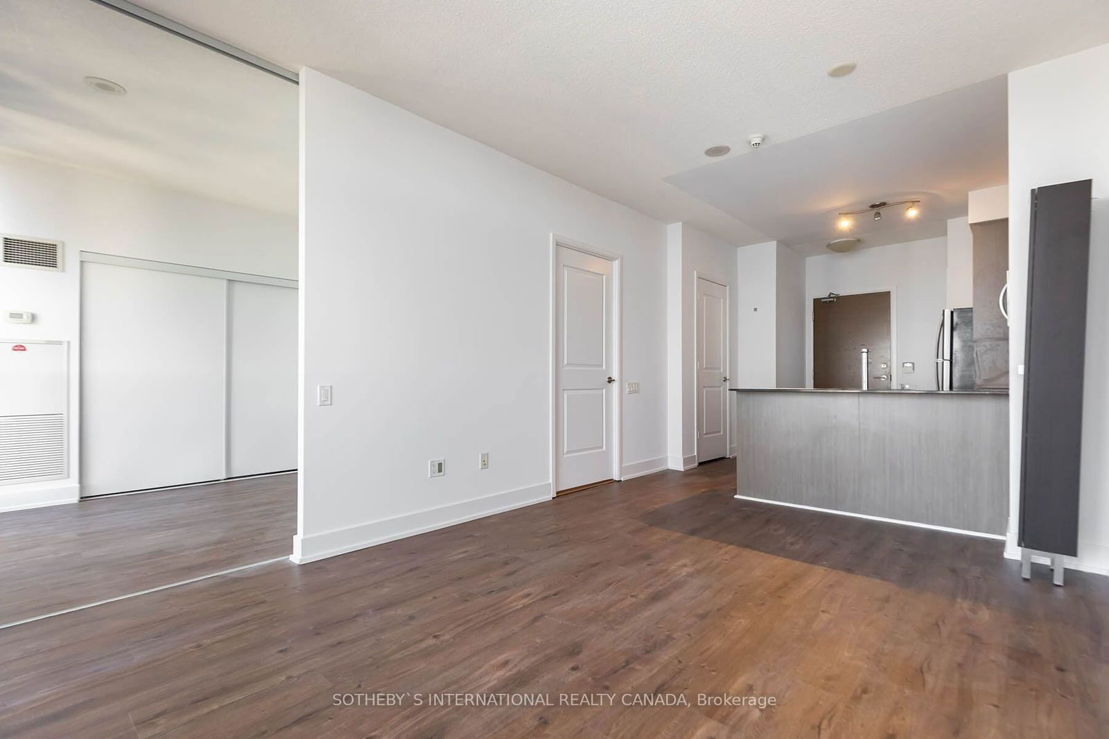 23 Sheppard Ave E, unit 2612 for sale - image #4