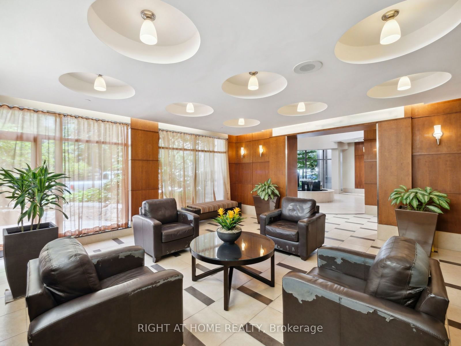 10 Northtown Way, unit 1601 for sale - image #3