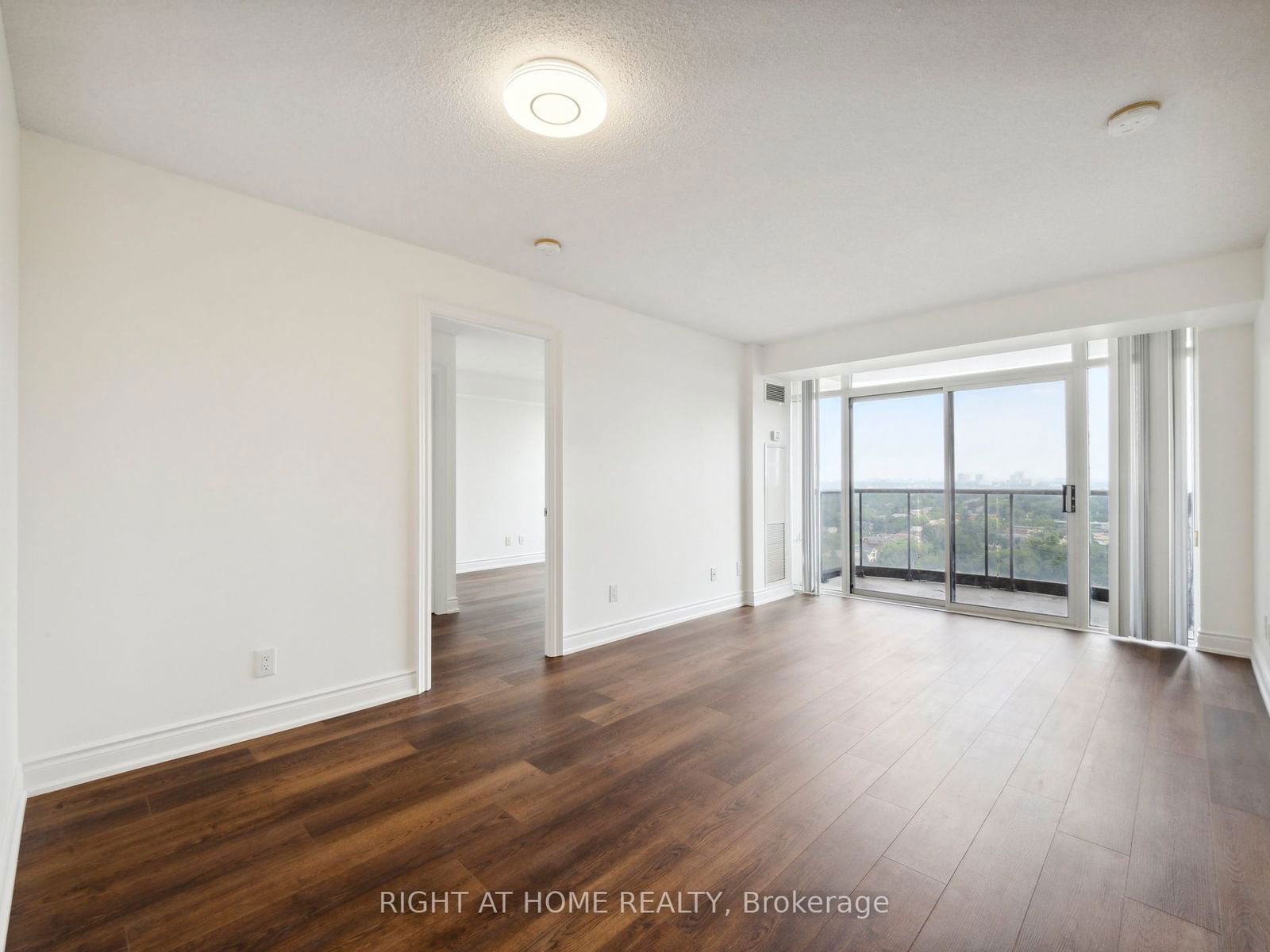 10 Northtown Way, unit 1601 for sale - image #5