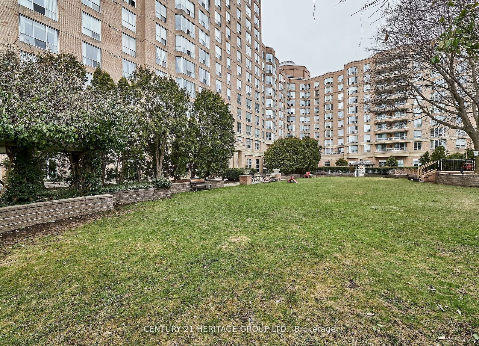 21 Overlea Blvd, unit 511 for rent