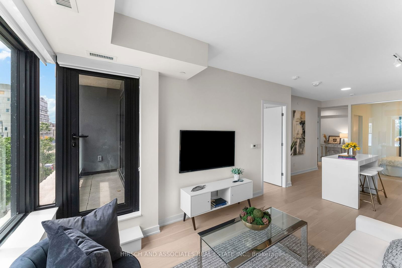 840 St Clair Ave W, unit 308 for sale - image #2