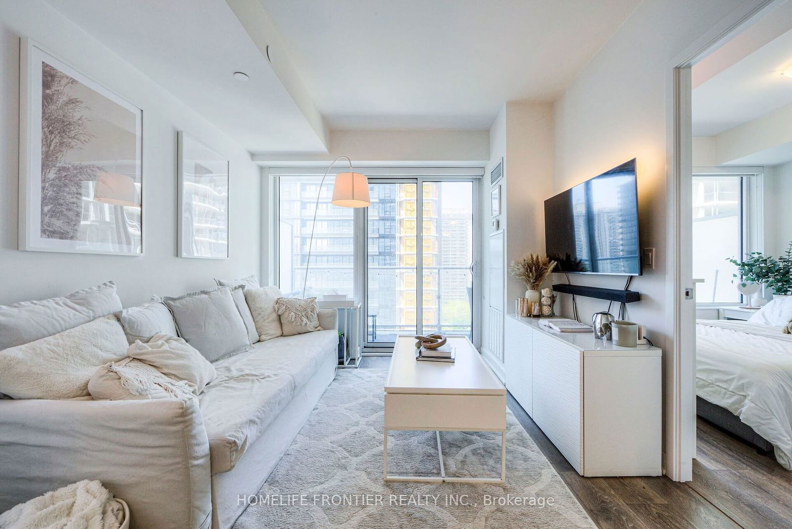 99 Broadway Ave, unit 1411 for sale - image #15