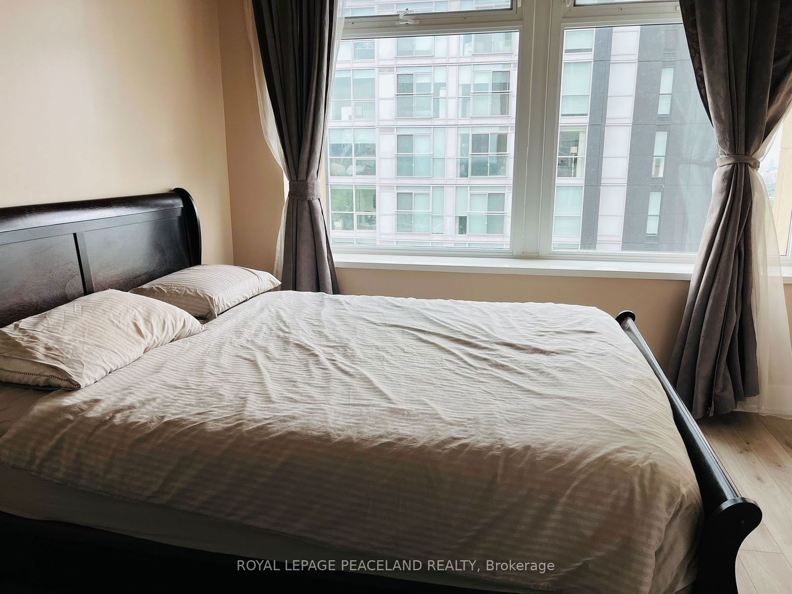 111 St Clair Ave, unit 1607 for rent - image #15