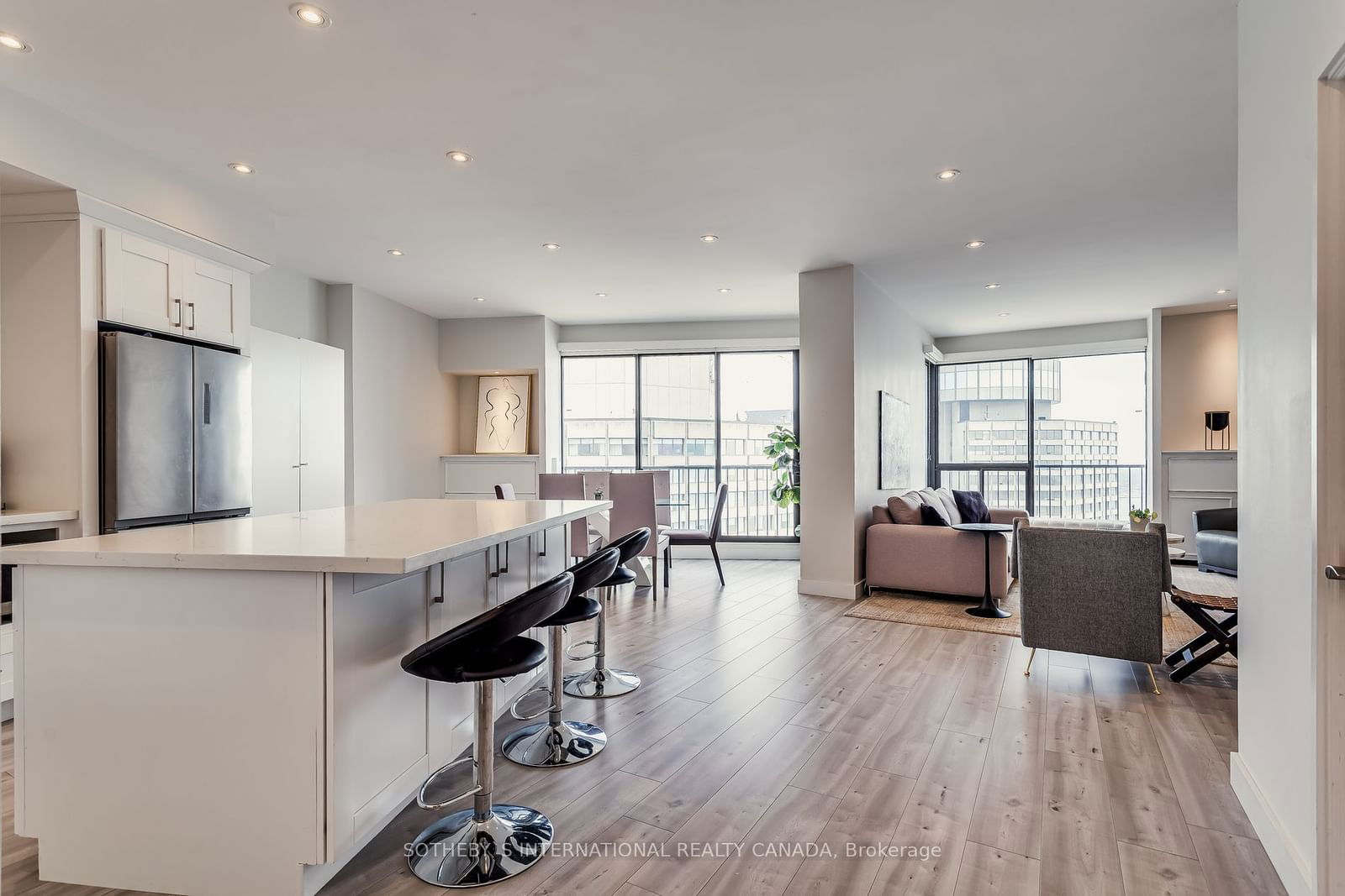 33 Harbour Sq, unit 3408 for sale - image #7