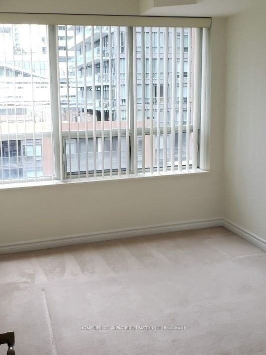 250 Wellington St, unit 930 for rent - image #10