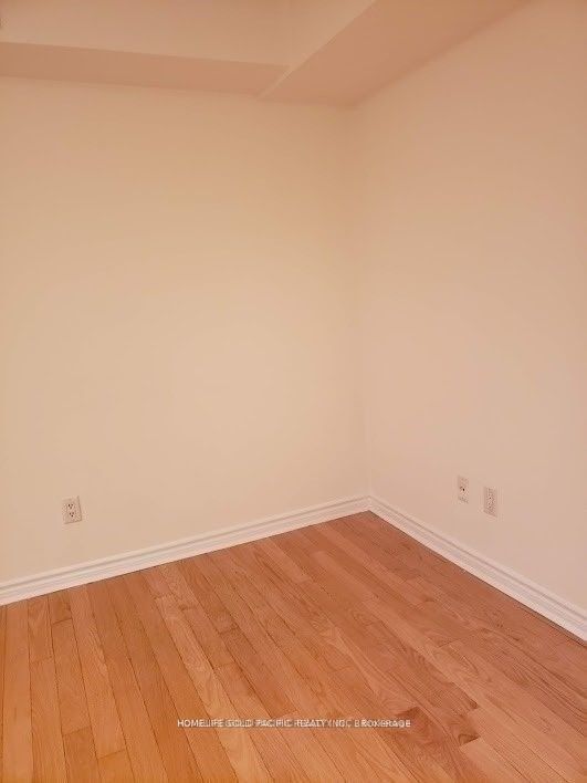 250 Wellington St, unit 930 for rent - image #5