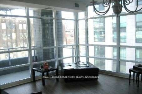 15 Bruyeres Mews, unit 405 for rent - image #7