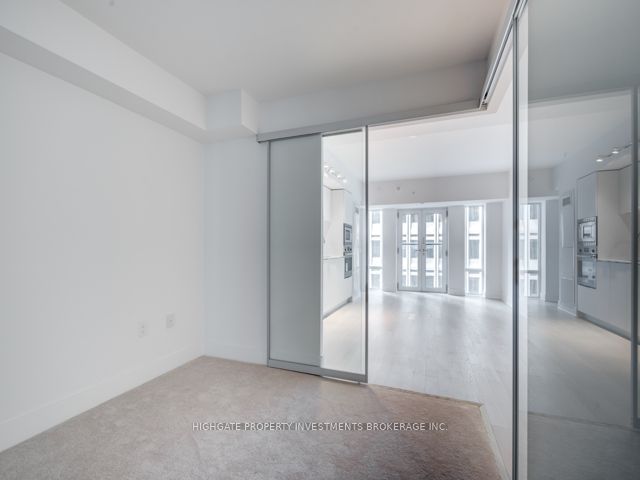 955 Bay St, unit 618 for rent - image #13