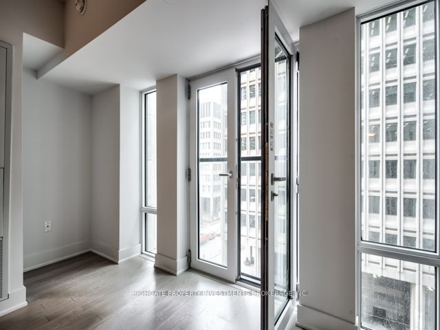 955 Bay St, unit 618 for rent - image #19