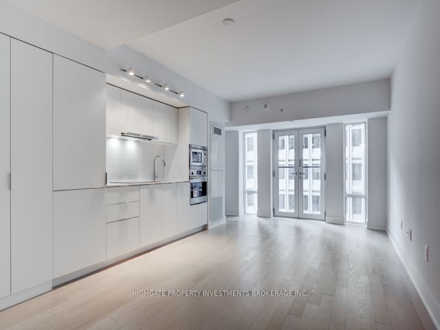 955 Bay St, unit 618 for rent - image #3