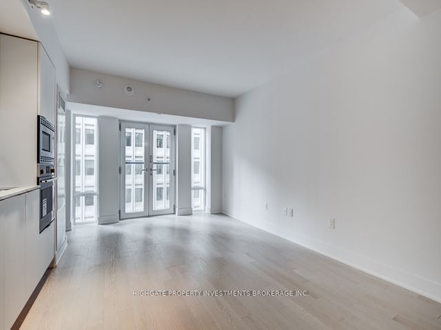 955 Bay St, unit 618 for rent - image #8