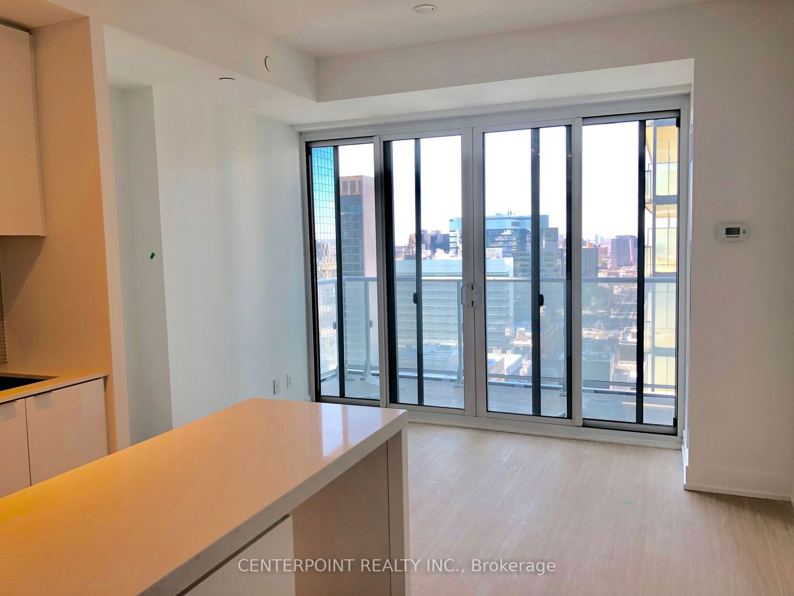 7 Grenville St, unit 3013 for sale - image #4