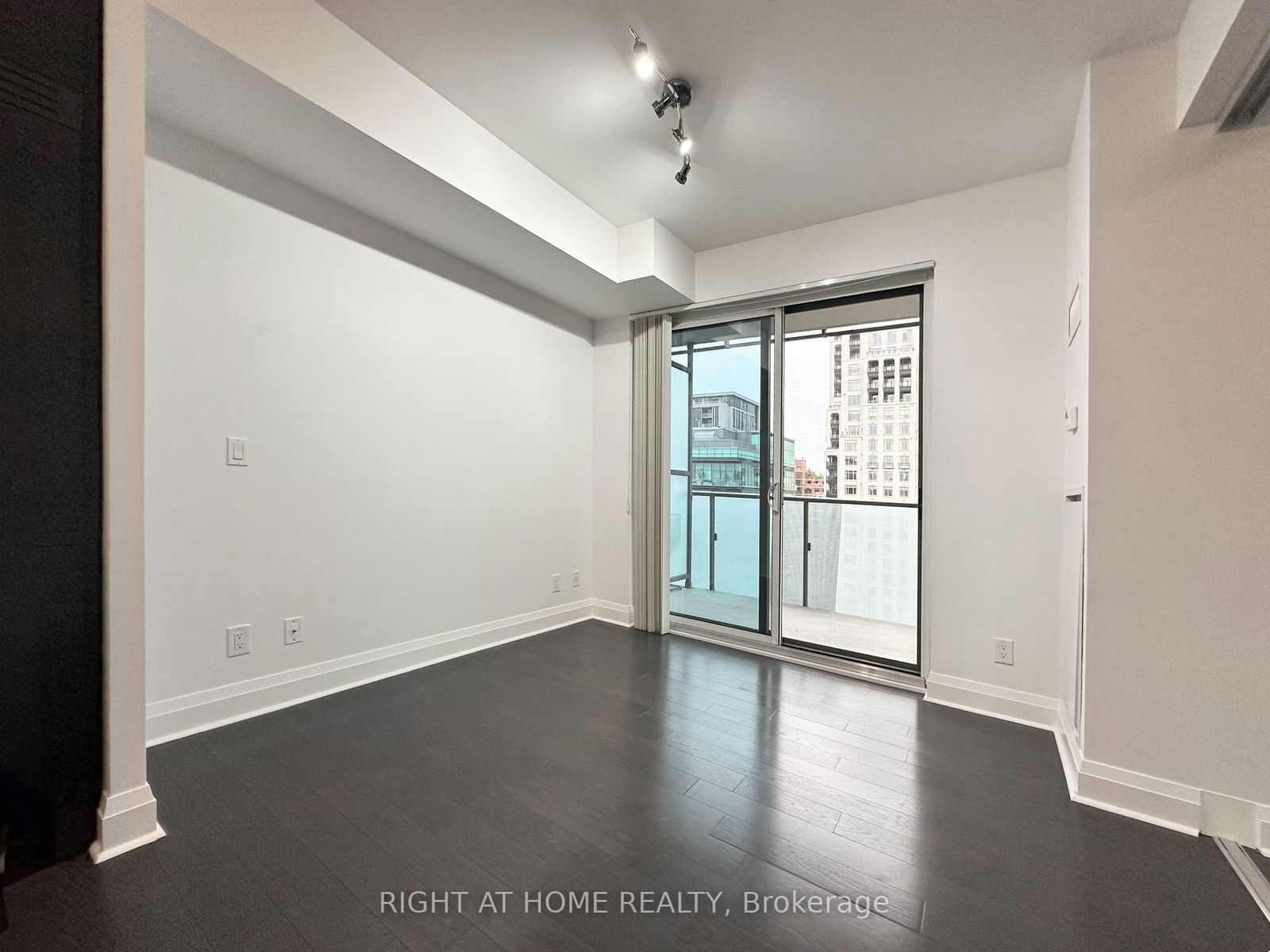 65 St. Mary St, unit 1808 for sale - image #15