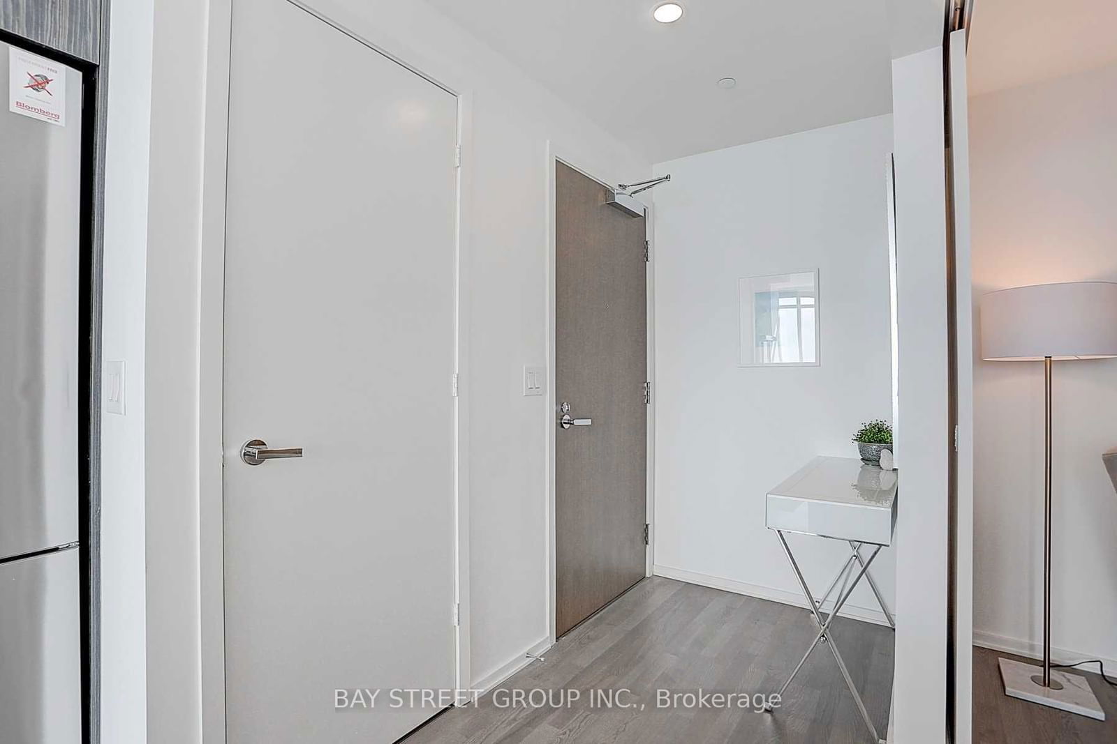 1 Bloor St E, unit 3609 for rent - image #8