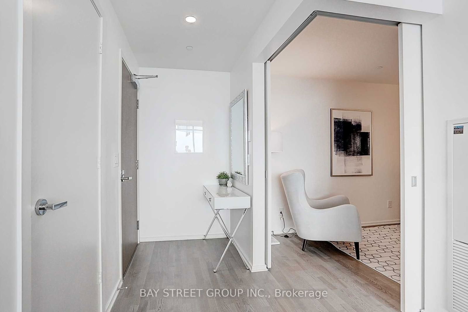 1 Bloor St E, unit 3609 for rent - image #9