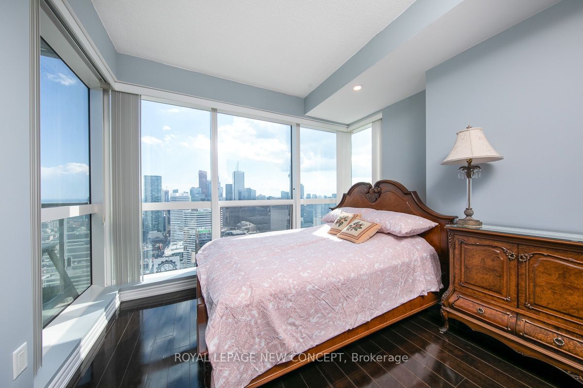 386 Yonge St, unit 4409 for sale - image #16