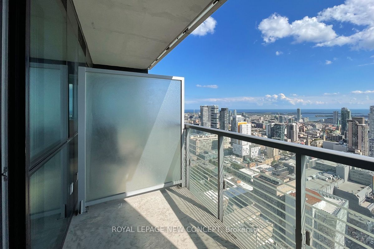 386 Yonge St, unit 4409 for sale - image #28