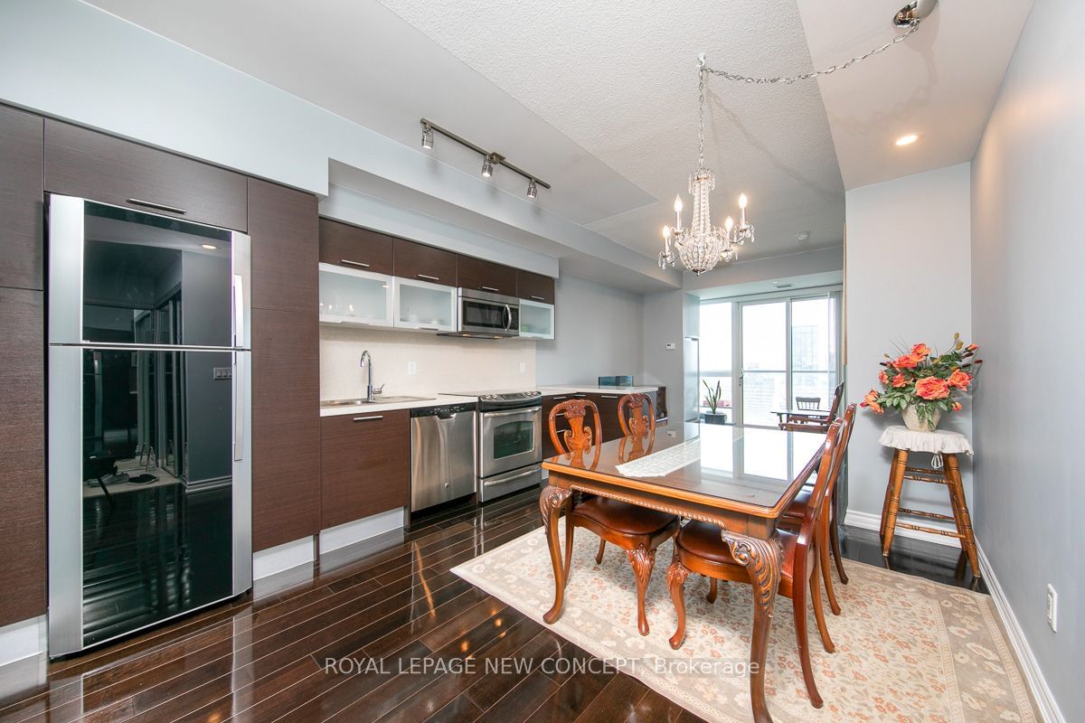 386 Yonge St, unit 4409 for sale - image #3