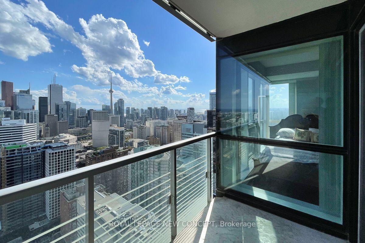 386 Yonge St, unit 4409 for sale - image #31