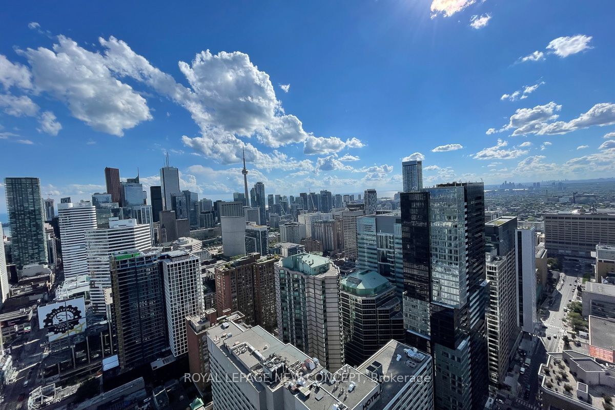 386 Yonge St, unit 4409 for sale - image #35