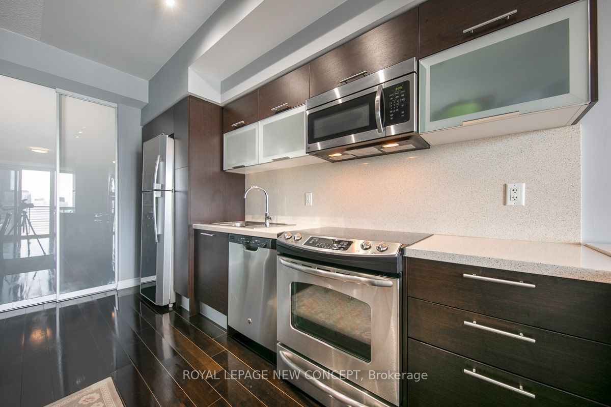 386 Yonge St, unit 4409 for sale - image #7