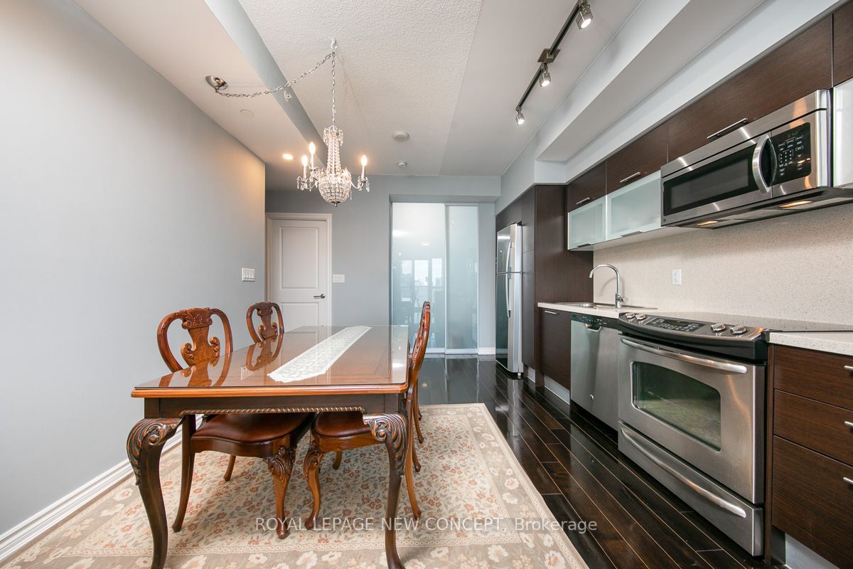 386 Yonge St, unit 4409 for sale - image #9