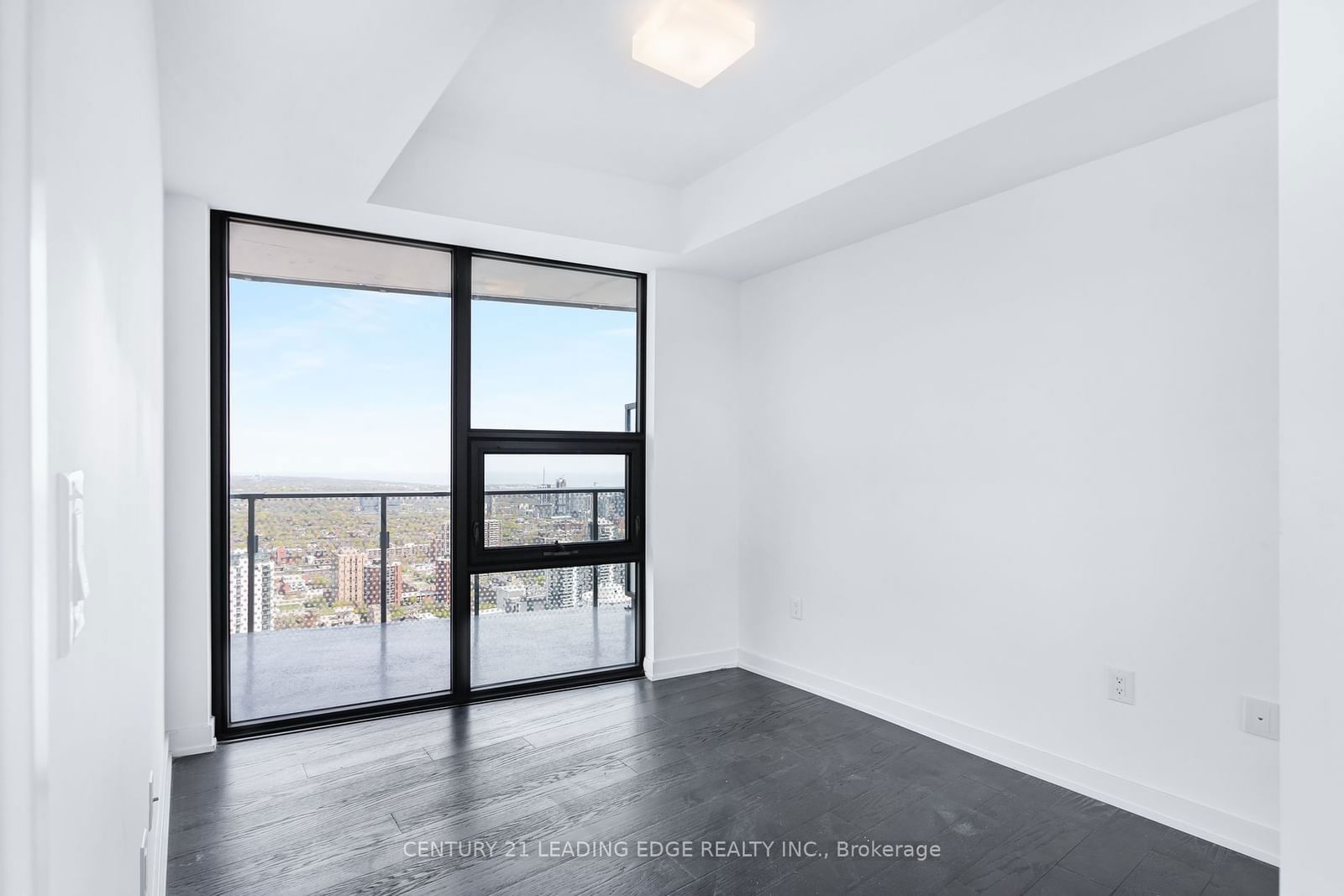 11 Wellesley St W, unit 4711 for sale - image #13