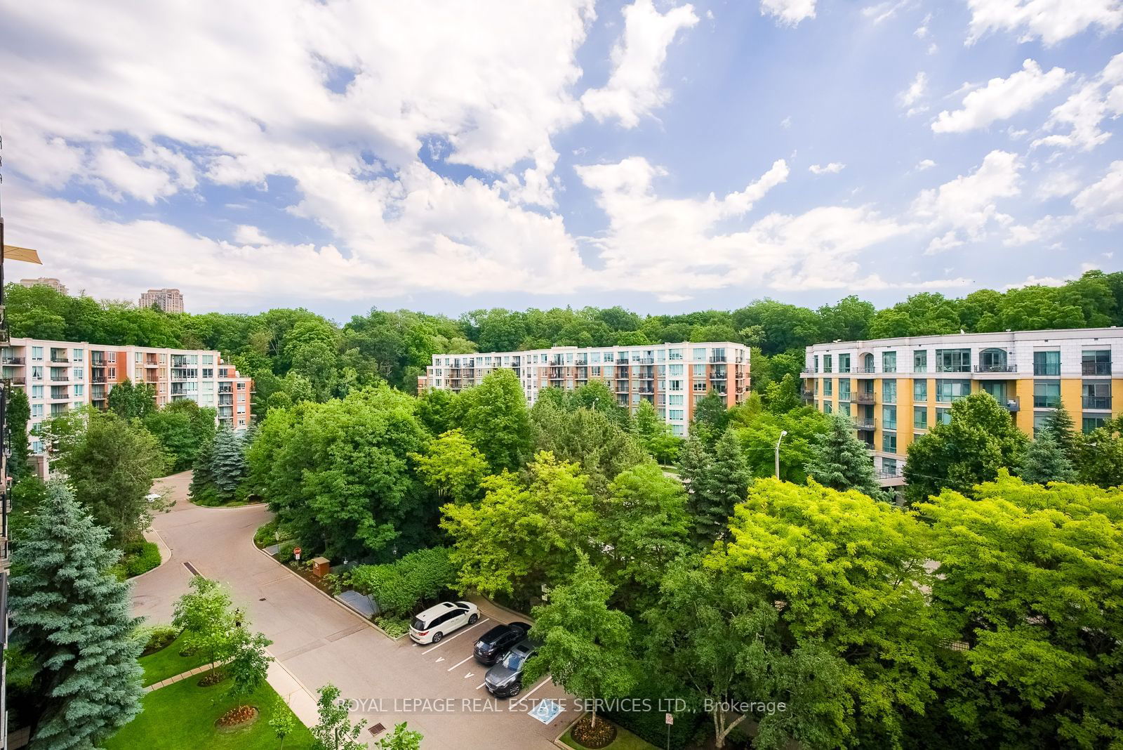 Hillside At York Mills Condos, North York, Toronto