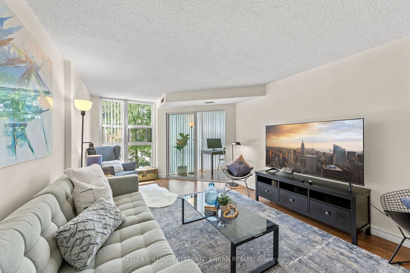 705 King St W, unit 111 for sale - image #5