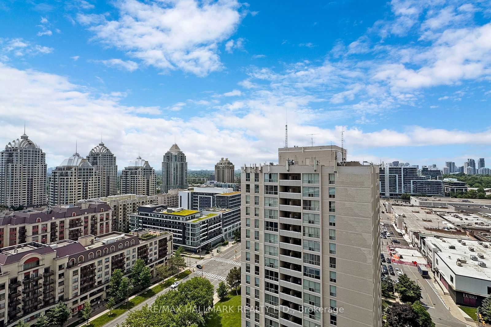 660 Sheppard Ave E, unit LPH05 for sale