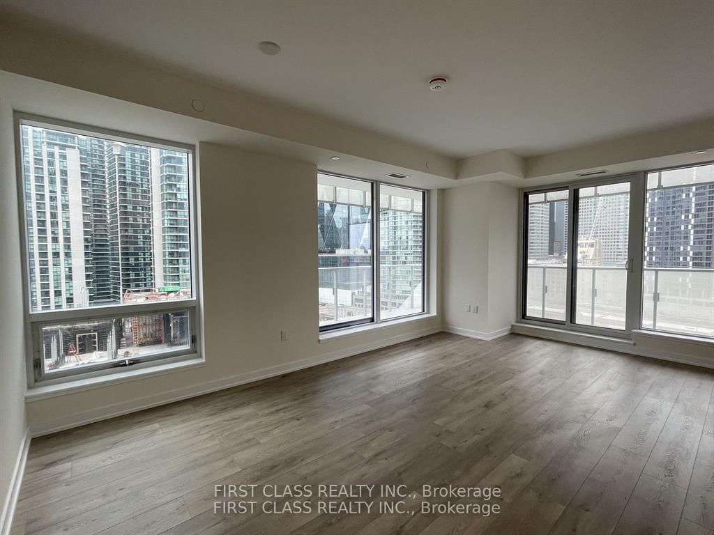 28 Freeland St, unit 1604 for rent