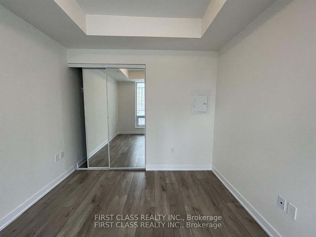 28 Freeland St, unit 1604 for rent