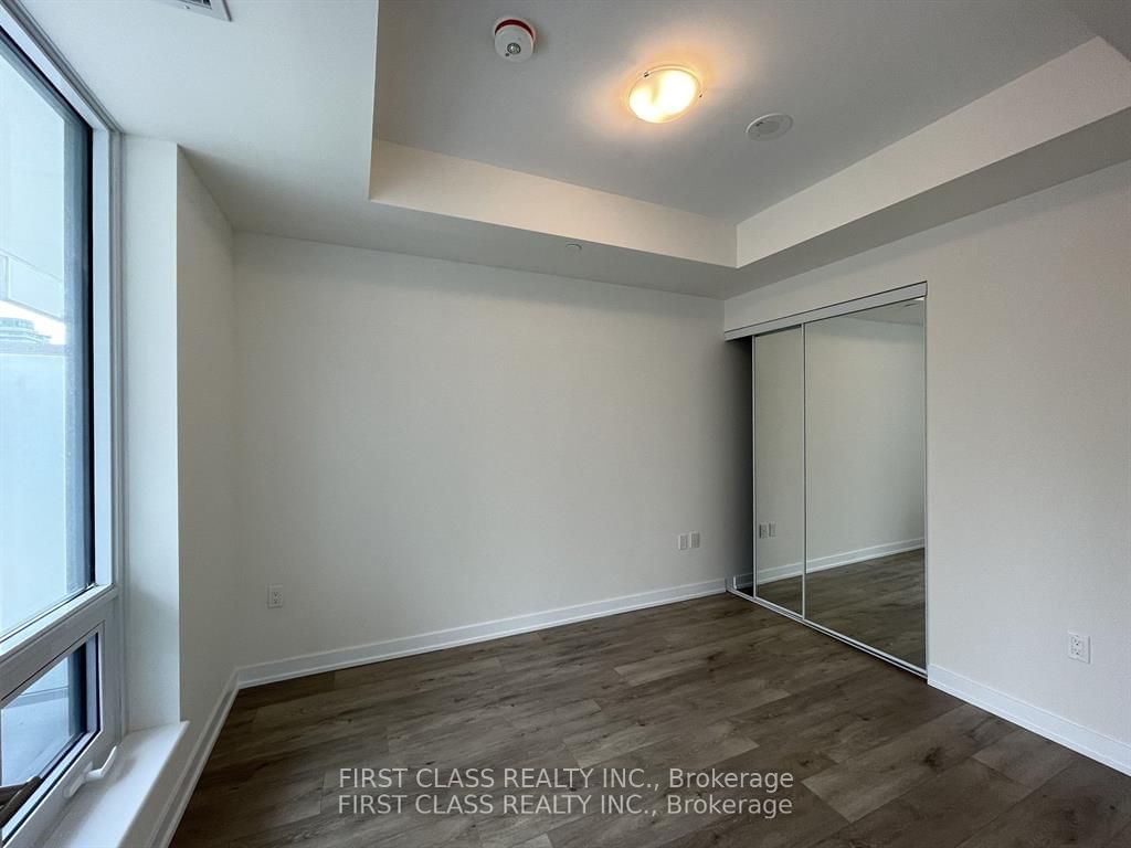 28 Freeland St, unit 1604 for rent