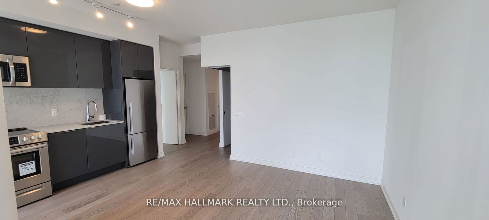 25 Richmond St E, unit 2406 for rent - image #13